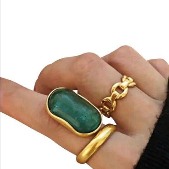 The Emerald Queen Ring in yellow gold plated 925 silver adjustable - Picture 2 of 11